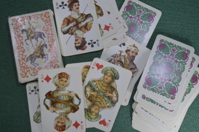 Карты игральные "Русские". 1972 год, полная колода (36 карт). Русский стиль. СССР.