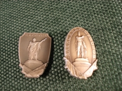 Значки "Памятники" Кутузов ,Суворов. 2 шт. #Z1