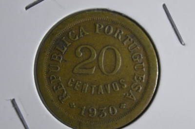 Монета 20 центаво сентаво 1930 года. Кабо Верде (Острова Зеленого Мыса).