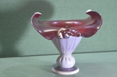 Ваза декоративная. Красное и белое цветное стекло. Красный Май. СССР. #U