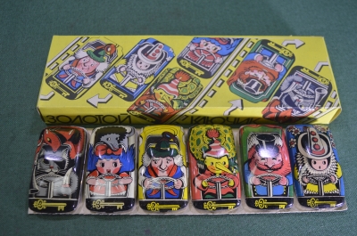 Игрушка машинка жестяная "Золотой Ключик Буратино". Набор 6 шт. в коробке. Завод Орлёнок. СССР. #G2