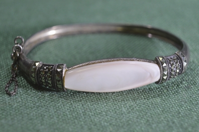 Браслет серебряный. Вставка перламутр. Серебро 925 проба. Этника. #U