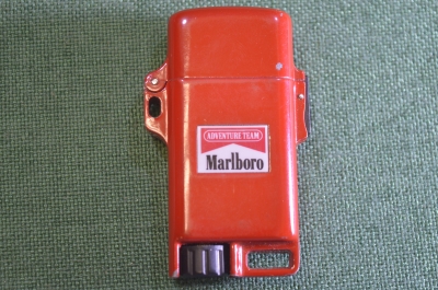 Зажигалка "Сигареты Мальборо Marlboro". Металл.