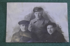 Фотография "Сотрудники Закрытый Военный Кооператив ЗВК". СССР. 1920-1930е годы.