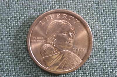 Монета 1 доллар США, 2000 год. Сакагавея, Сакаджавея. Индианка, парящий орел. One dollar, USA. #3