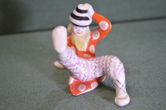 Статуэтка фарфоровая "Скоморох с горшком". Фарфор. ЛЗФИ. СССР. #U