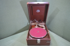 Патефон "НКТП ВОТИ". СССР. 1930е.