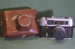 Фотоаппарат "ФЭД 4". Объектив Индустар. Кофр. СССР.