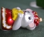 Елочная игрушка из стекла "Фигурка Мышка, мышь с сыром". Стекло. Клин, "Елочка". 