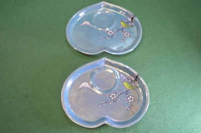 Блюдце кофейное чайное фарфоровое "Горы птица". 2 шт. Глазурь. Фарфор. Старый Китай. 1960е.