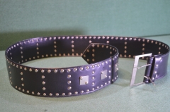 Ремень винтажный с клепками. Рокеры, неформалы. Кожзам. Молодая Россия. 1990е.
