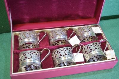 Подстаканники серебряные. Кубачи. Набор, 6 шт. Новые, бирка, футляр. Серебро 875 проба, вес 410 гр.