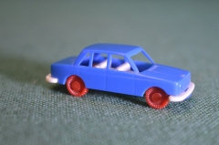 Машинка, модель. Легковой автомобиль. Синий, красные колеса. Синий. Мини. Пластик.