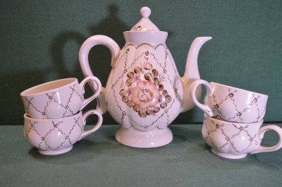 Сервиз чайный. Семикаракорская керамика. Роспись. Чайник и 4 чашки. Семикаракоры.