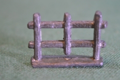 Солдатик оловянный. Забор секция. Германия.