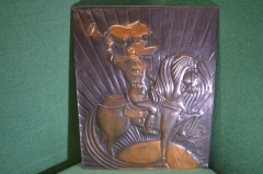 Панно настенное чеканка медная "Буденновец с горном. Конница. Кавалерия". Медь. СССР.