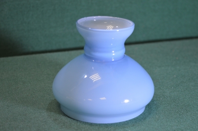 Плафон стеклянный малый для светильника лампы бра. Голубое стекло. СССР.