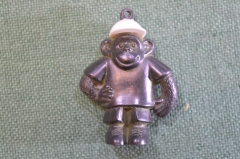 Брелок фигурка "Обезьяна обезьянка в белой кепке". СССР.