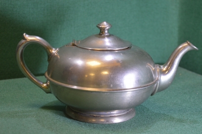 Чайник старинный интерьерный. Металл. Никелировка. Клеймо. Великобритания. Начало 20 века.