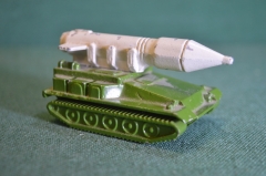 Модель, игрушка "Ракетная установка". Военная техника. Ташкент. СССР.
