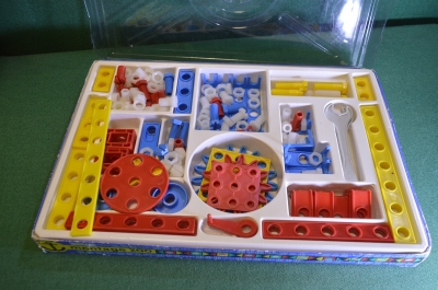 Конструктор, строительный набор детский "Montage 200", анкер. Коробка. ГДР, DDR.