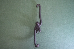 Крюк крючок вешалка "Обезьяна". Тяж. металл. Чугун. Клеймо. Япония. Середина 20го века.
