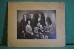 Фотография групповая семейная. Ленинград, 1930 год.