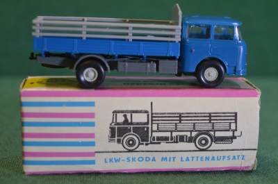 Модель машинка "Шкода грузовик с клеткой". Коробка. VEB Permot HO. ГДР. Германия.