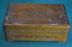 Шкатулка деревянная. Резьба. Дерево. СССР.