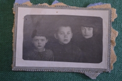 Фотография старинная "Трое детишек разного возраста". 