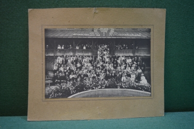 Фотография старинная групповая, большая толпа. 
