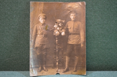 Фотография старинная "Двое военных". Витебск, 1921 год.