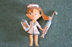 Брошь брошка "Медсестра врач медик со шприцем. Медицина. Тяжелый металл.