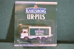 Машинка, модель. Пивной грузовик. Karlcberg. Блистер, реклама пива.