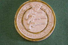 Медаль настольная фарфоровая "Турнир по стрельбе из дульнозарядных пистолетов". Германия. 1996 год