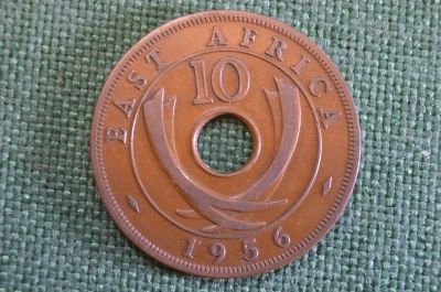Монета 10 центов 1956 год. Елизавета II. Восточная Африка, East Africa.