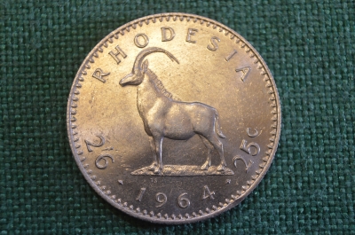 Монета 2 шиллинга 6 пенсов - 25 центов 1964 год. Елизавета II. Родезия, Rhodesia. 