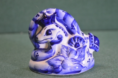 Статуэтка, фигурка фарфоровая "Змея, змейка". Фарфор, Гжель.