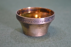 Солонка серебряная, позолота. Серебро 916 проба. Вес 42 грамма. Таллин.